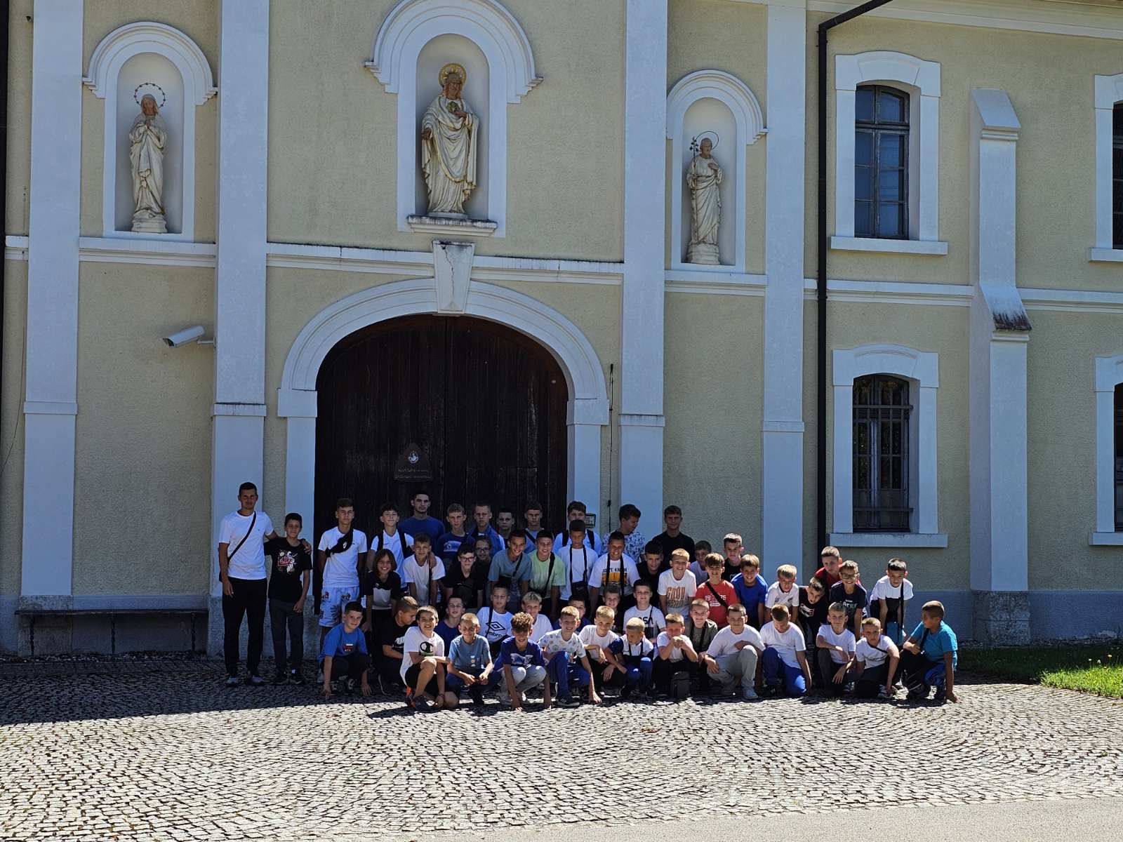 SLIKA 5 Obisk Kartuzije Pleterje